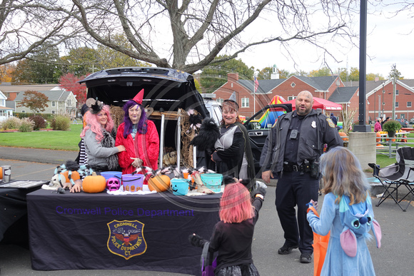 2023 CROMWELL TRUNK OR TREAT (11)