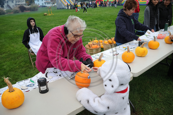 2023 CROMWELL TRUNK OR TREAT (71)