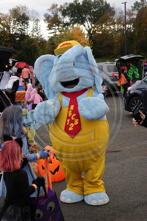 2023 CROMWELL TRUNK OR TREAT (21)